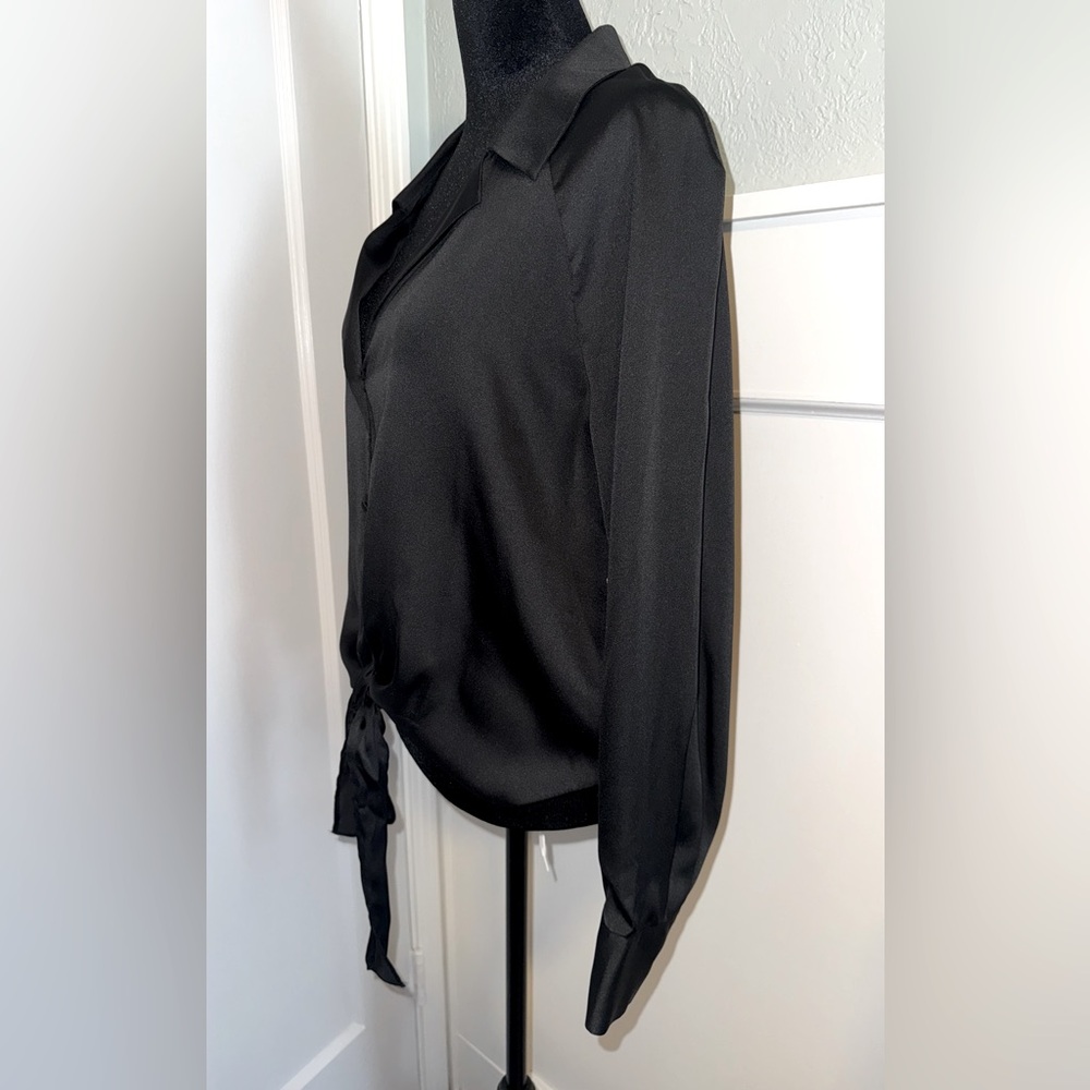 NWT Bar III Women’s Tie-Front Satin Top – Black – Size L - Picture 2 of 8